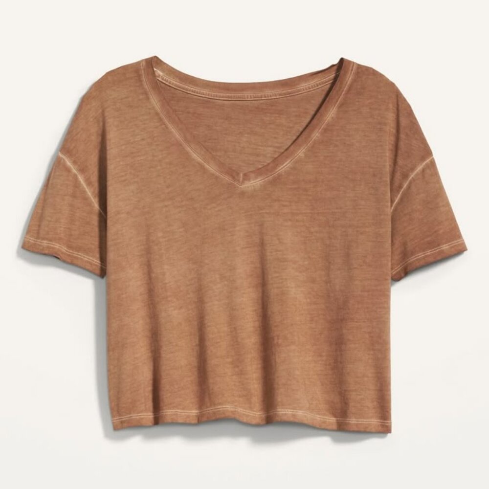 Old Navy Loose Specially Dyed V-Neck Crop T-Shirt in Sierra Oak Garment Dye